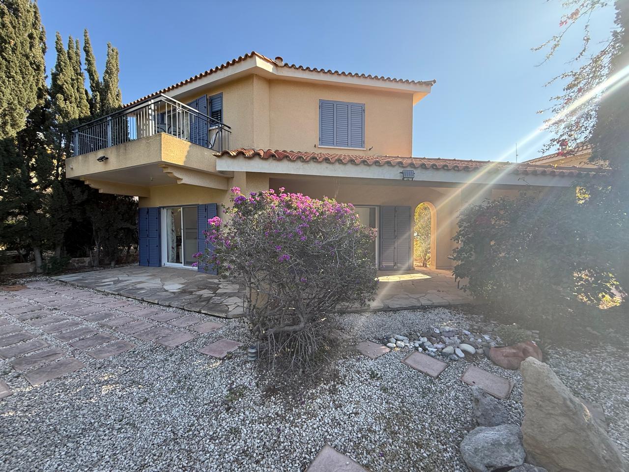 3 dormitorios Villa en Paphos, Chipre No. 57450