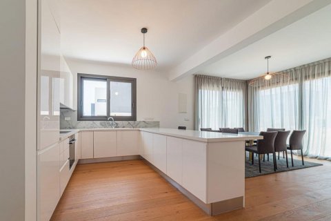 2 bedrooms Apartment in Agios Tychonas, Limassol, Cyprus No. 23713