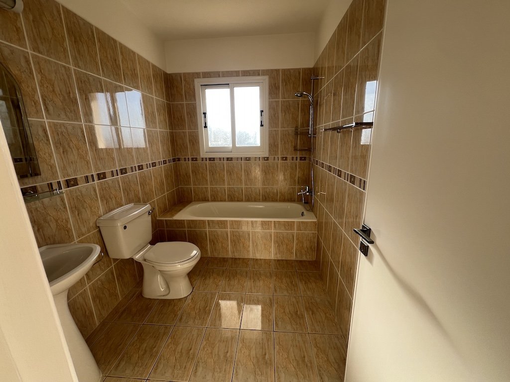 2 bedrooms Apartment in Paphos, Cyprus No. 57460