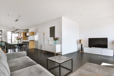 What is the difference between a condo and an apartment in Cyprus?