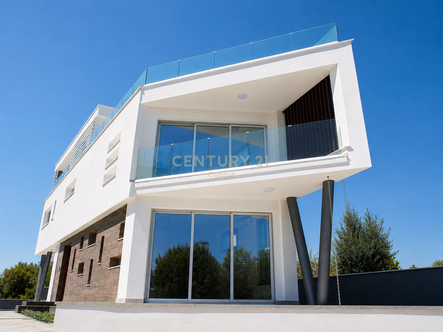 230m2 Oficina en Mesa Geitonia, Limassol, Chipre No. 57537