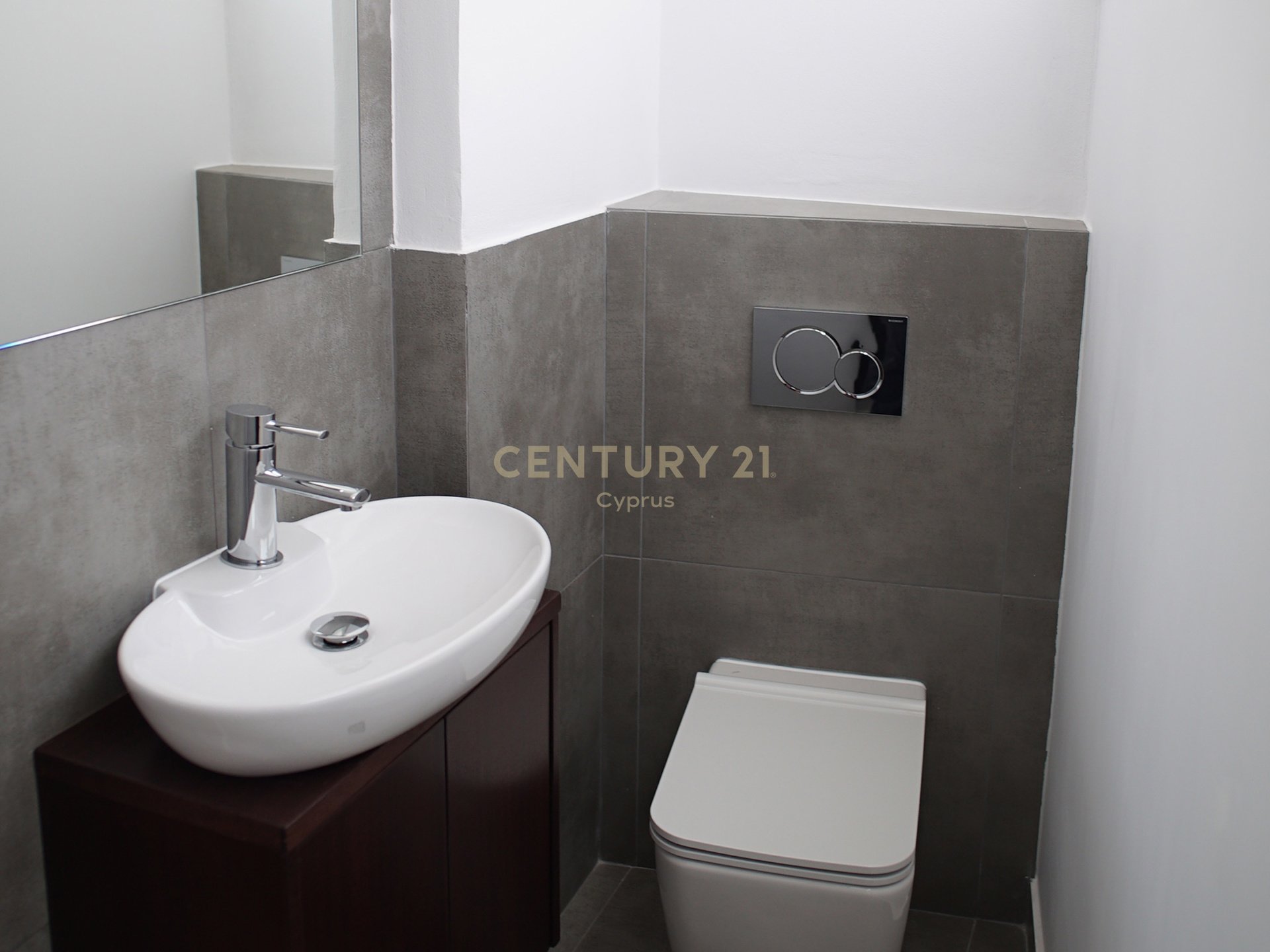 230m2 Oficina en Mesa Geitonia, Limassol, Chipre No. 57537