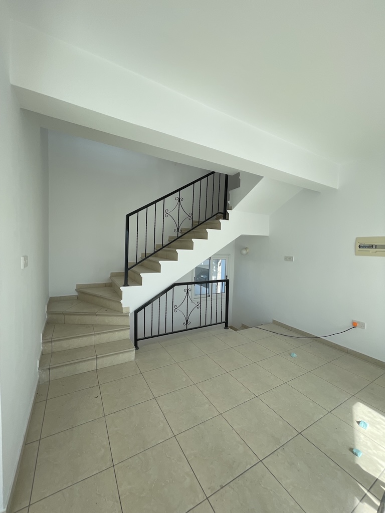 2 bedrooms Townhouse in Paphos, Cyprus No. 57438