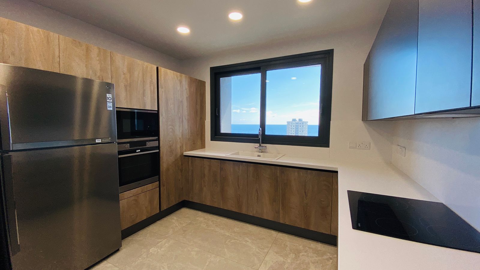 3 bedrooms Apartment in Limassol, Cyprus No. 57479