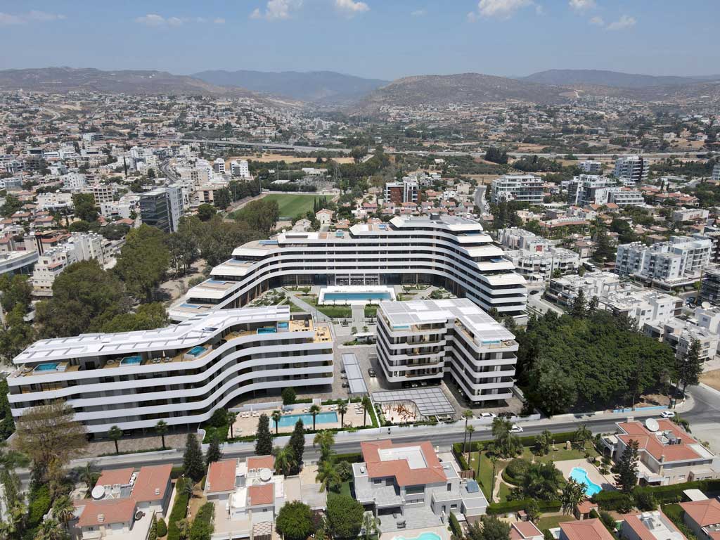 3 bedrooms Duplex in Germasogeia, Limassol, Cyprus No. 23746