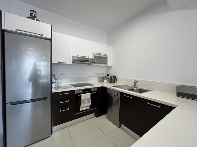 3 dormitorios Apartamento en Paphos, Chipre No. 57455