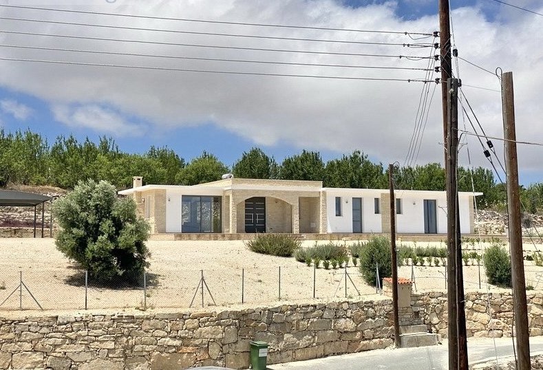 3 bedrooms Bungalow in Polis, Paphos, Cyprus No. 57469