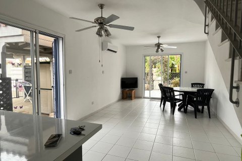 2 bedrooms Townhouse in Paphos, Cyprus No. 57493