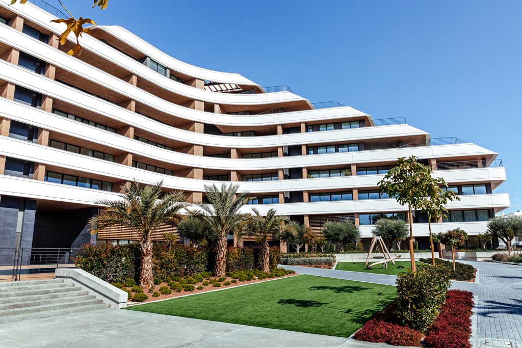 3 bedrooms Apartment in Limassol, Cyprus No. 23748