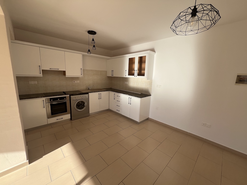 2 bedrooms Apartment in Paphos, Cyprus No. 57460
