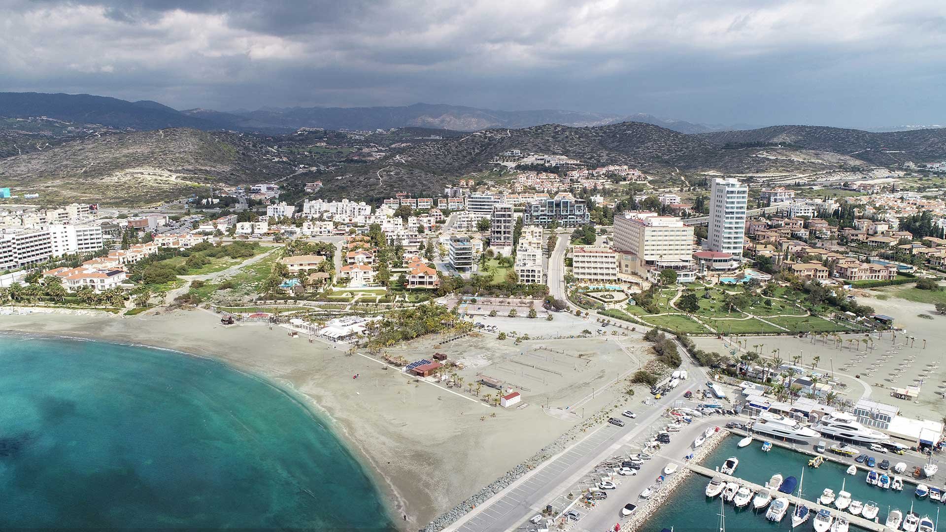 3 bedrooms Apartment in Parekklisia, Limassol, Cyprus No. 23911