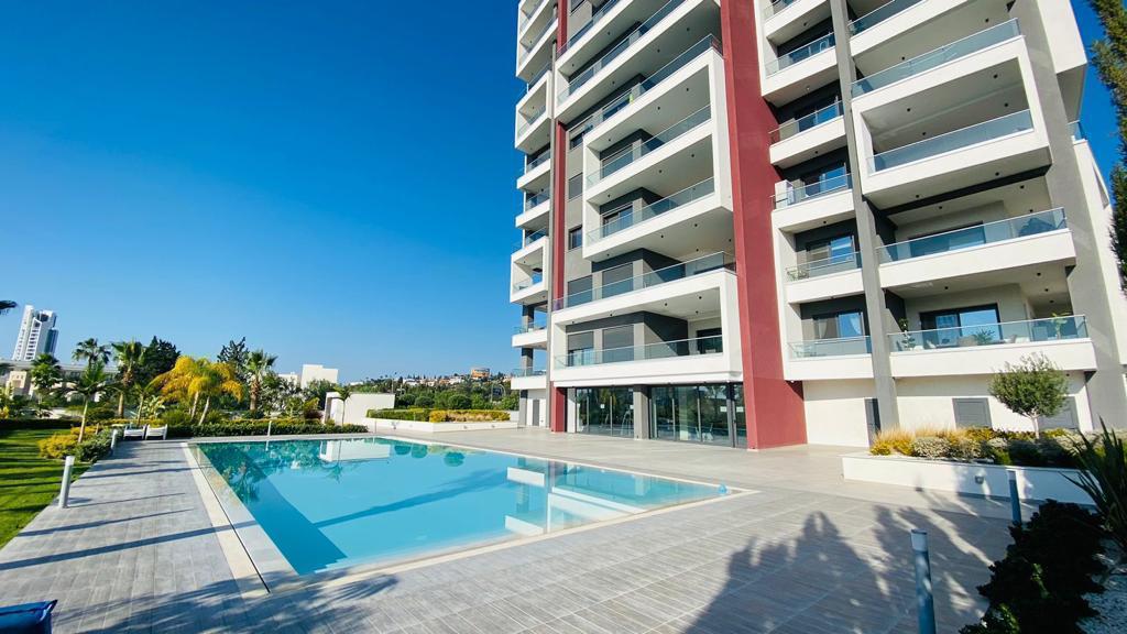 3 bedrooms Apartment in Limassol, Cyprus No. 57479