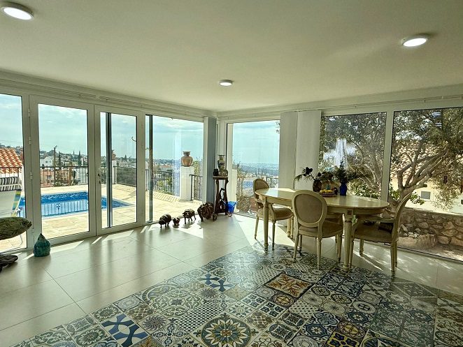 4 bedrooms Bungalow in Tala, Paphos, Cyprus No. 57434