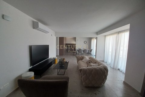 2 bedrooms Apartment in Limassol, Cyprus No. 57536