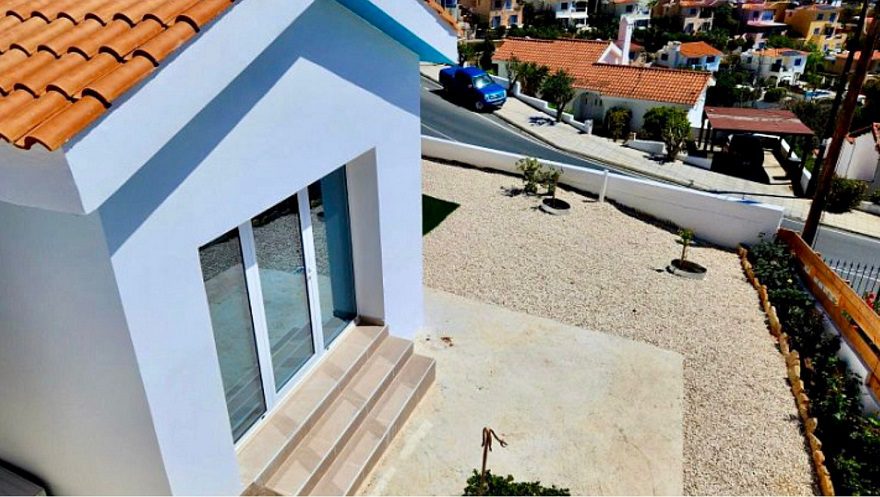 4 bedrooms Bungalow in Tala, Paphos, Cyprus No. 57434