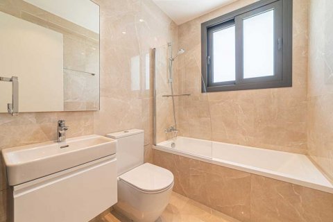 1 bedroom Apartment in Agios Tychonas, Limassol, Cyprus No. 23716