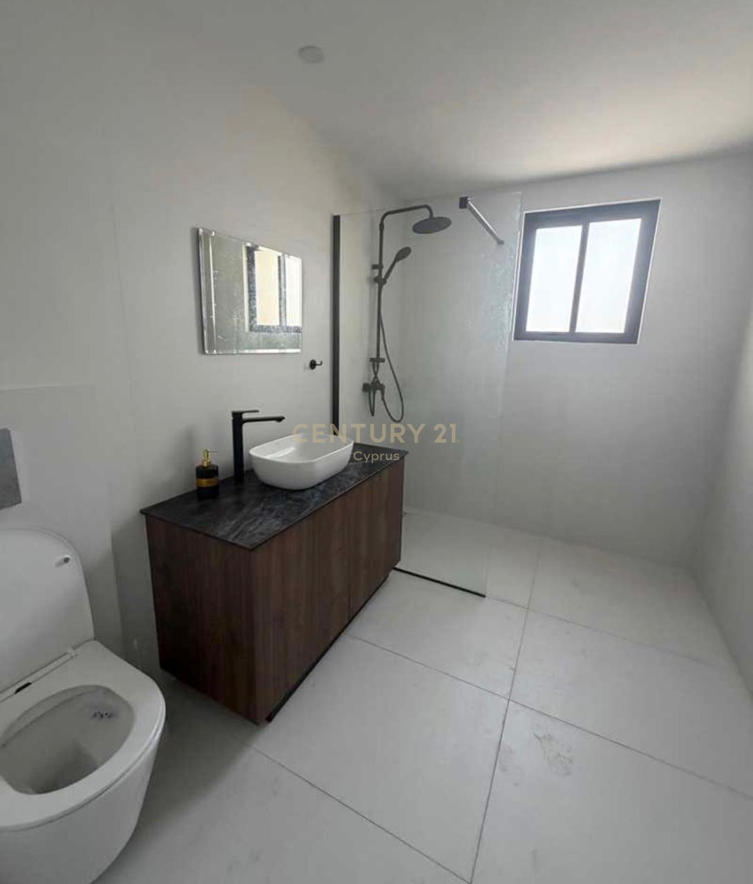 2 bedrooms Apartment in Mesa Geitonia, Limassol, Cyprus No. 57554