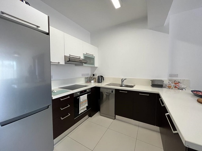 3 dormitorios Apartamento en Paphos, Chipre No. 57455