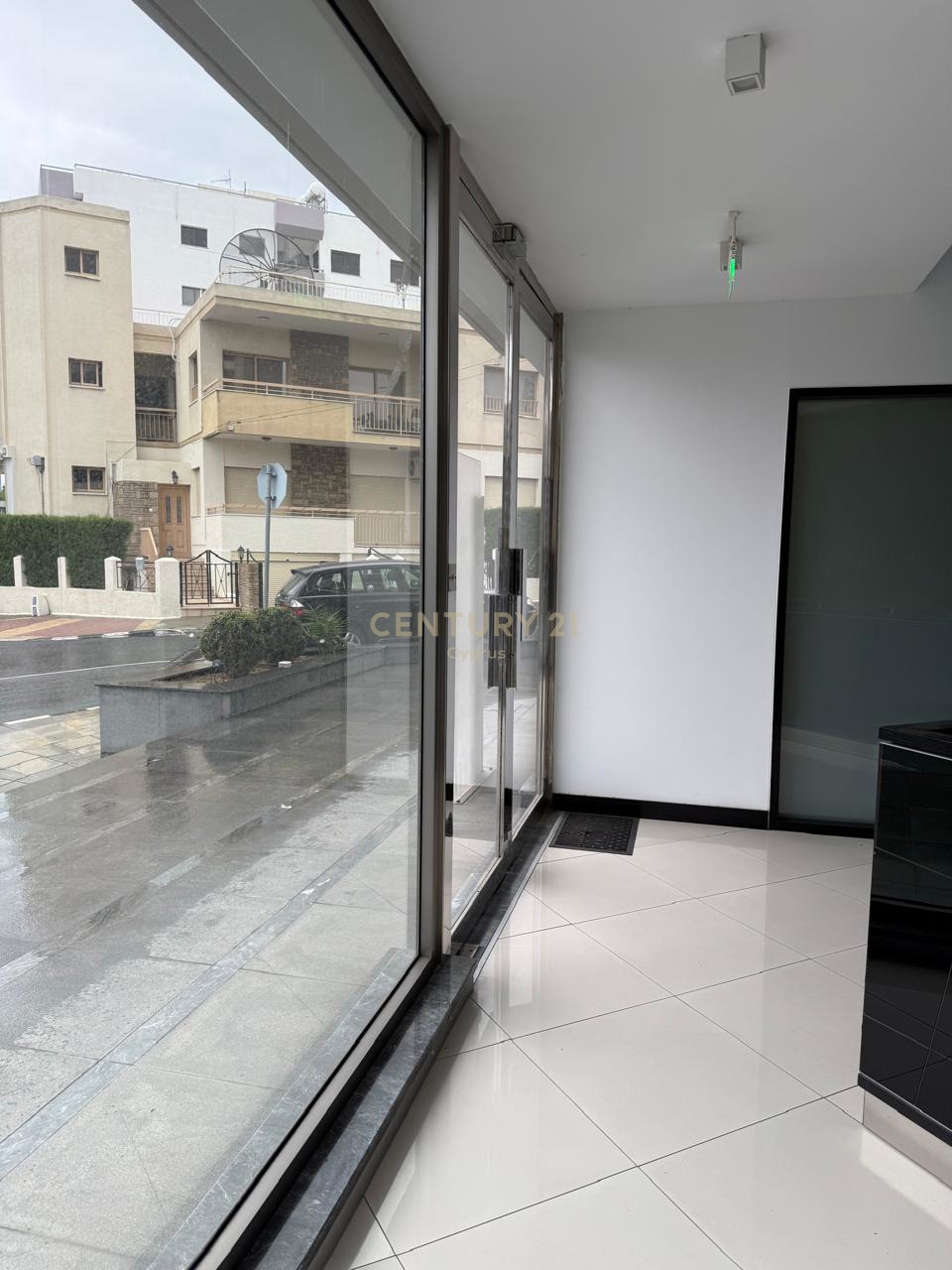 326m2 Oficina en Mesa Geitonia, Limassol, Chipre No. 53426