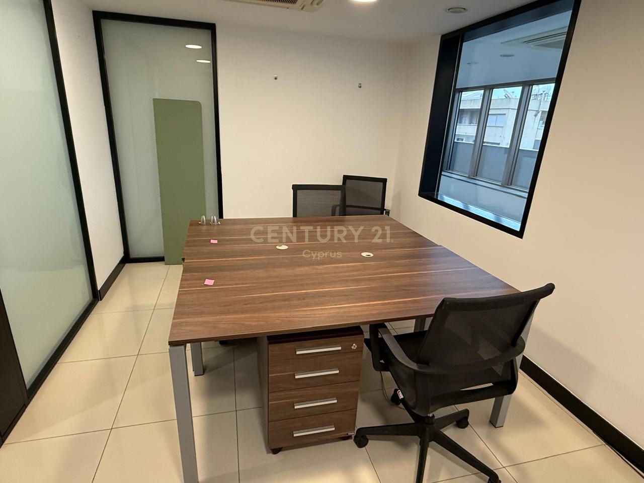 326m2 Oficina en Mesa Geitonia, Limassol, Chipre No. 53426