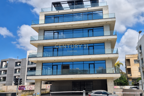 170m2 Oficina en Limassol, Chipre No. 53425