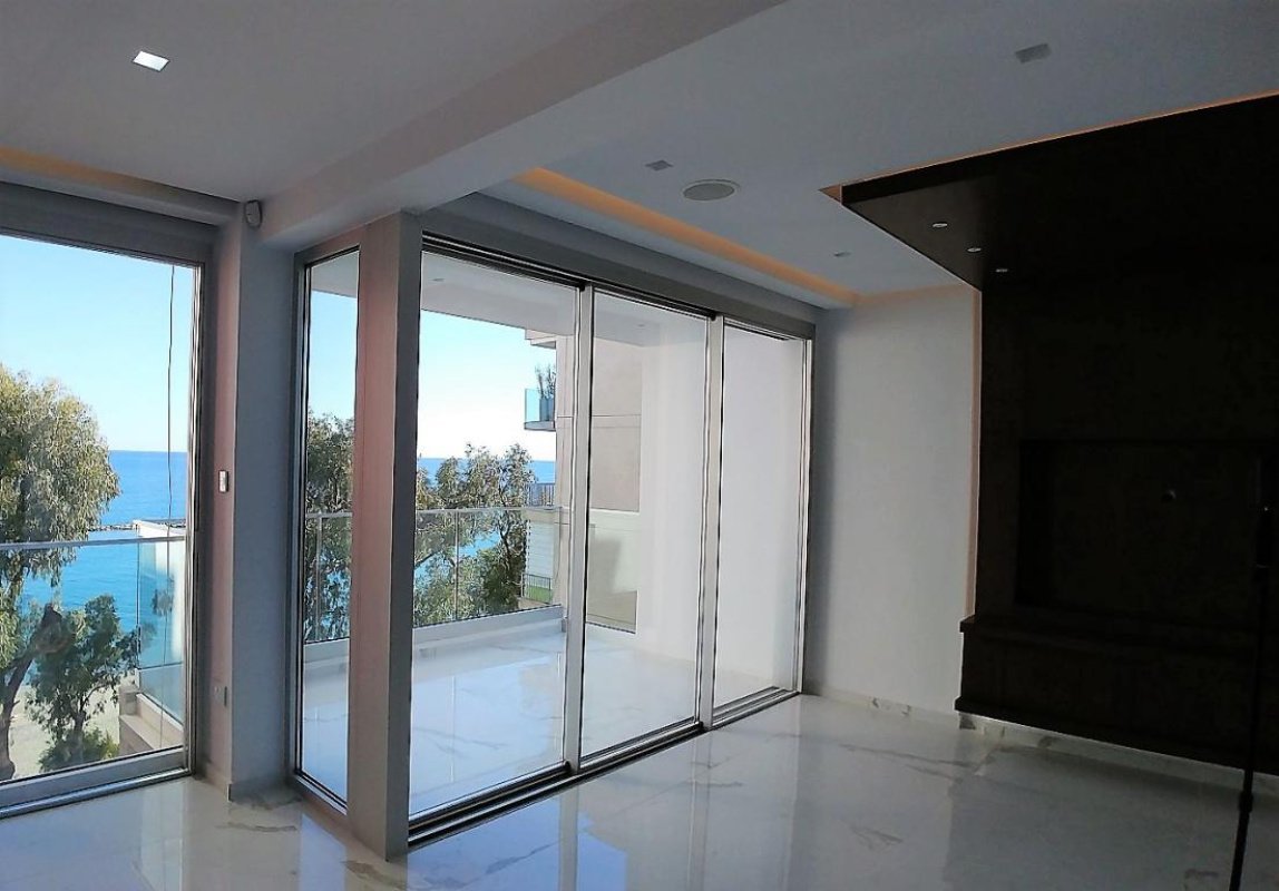 3 bedrooms Apartment in Limassol, Cyprus No. 38445