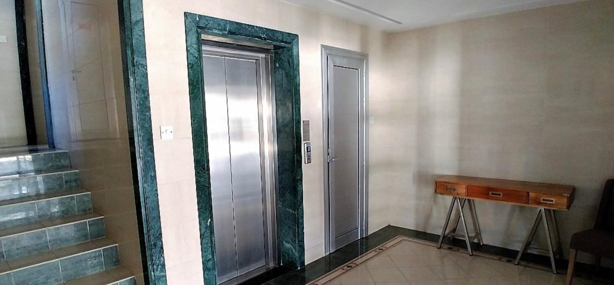 3 bedrooms Apartment in Limassol, Cyprus No. 38445