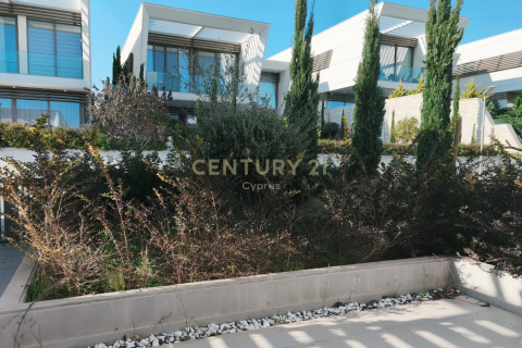 4 bedrooms Villa in Mouttagiaka, Limassol, Cyprus No. 55066