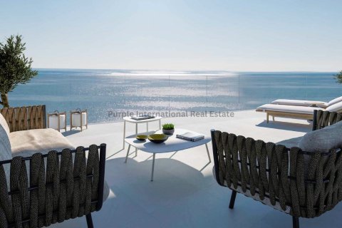 3 bedrooms Apartment in Limassol, Cyprus No. 8235