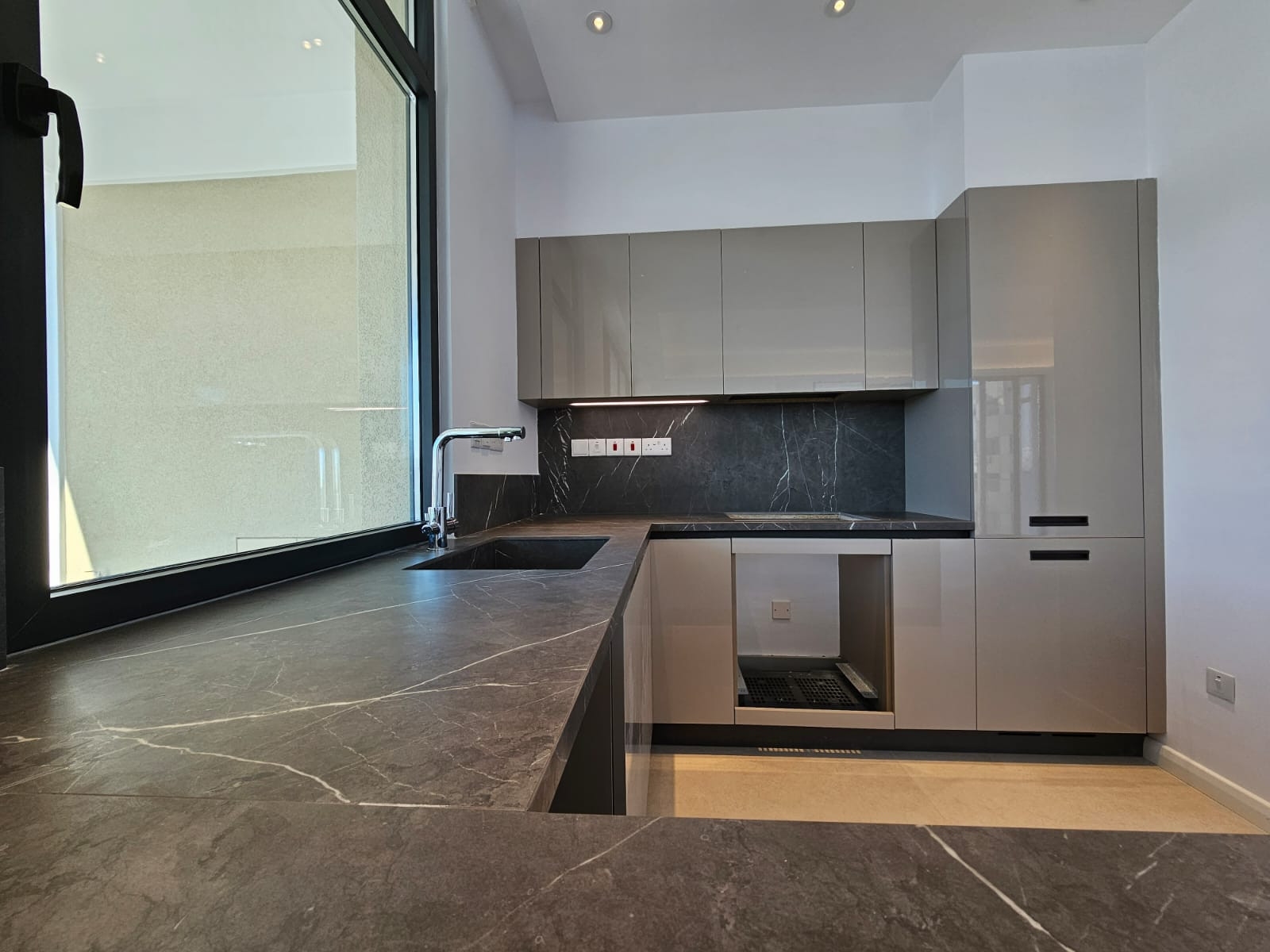 2 chambres Appartement à Limassol, Chypre No. 56247