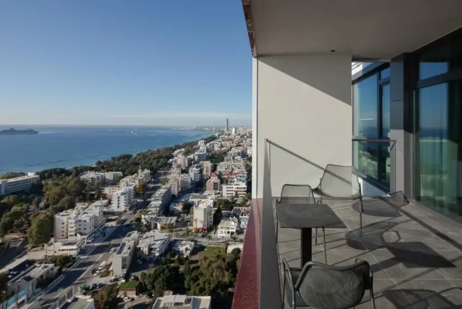 3 bedrooms Apartment in Germasogeia, Limassol, Cyprus No. 27591