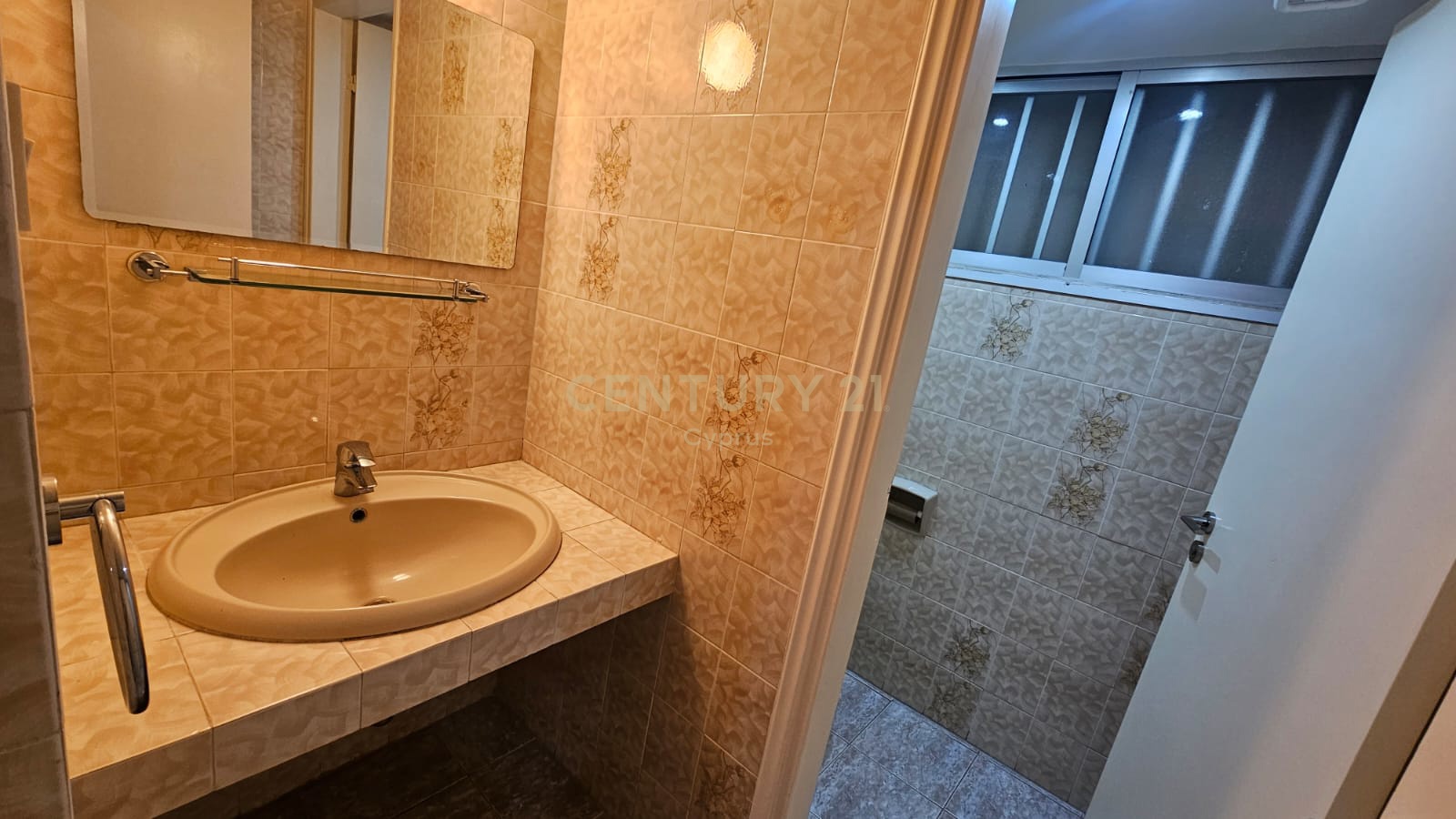 3 chambres Appartement à Germasogeia, Limassol, Chypre No. 53586