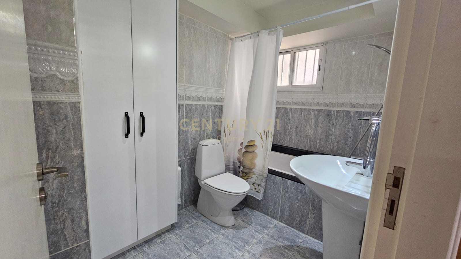 3 chambres Appartement à Germasogeia, Limassol, Chypre No. 53586
