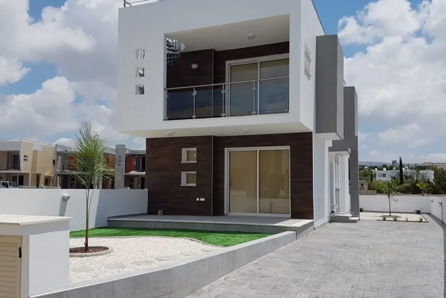 3 bedrooms Villa in Chloraka, Paphos, Cyprus No. 4953