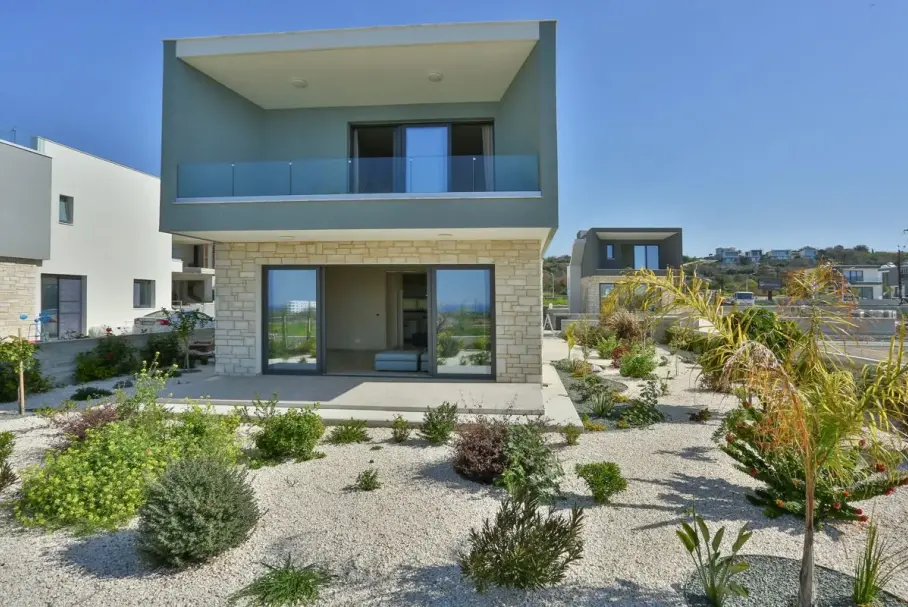 3 bedrooms Villa in Chloraka, Paphos, Cyprus No. 4948