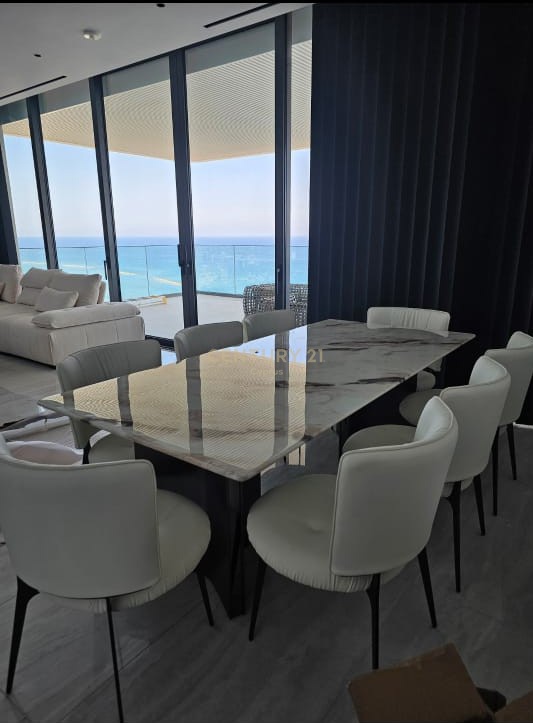 3 dormitorios Apartamento en Germasogeia, Limassol, Chipre No. 58264