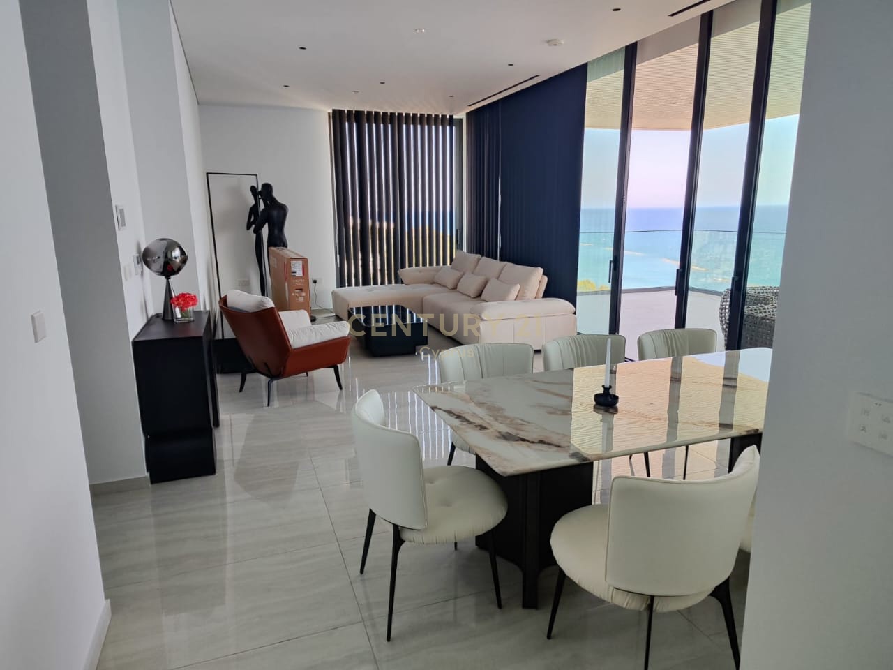 3 dormitorios Apartamento en Germasogeia, Limassol, Chipre No. 58264
