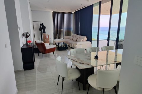 3 dormitorios Apartamento en Germasogeia, Limassol, Chipre No. 58264