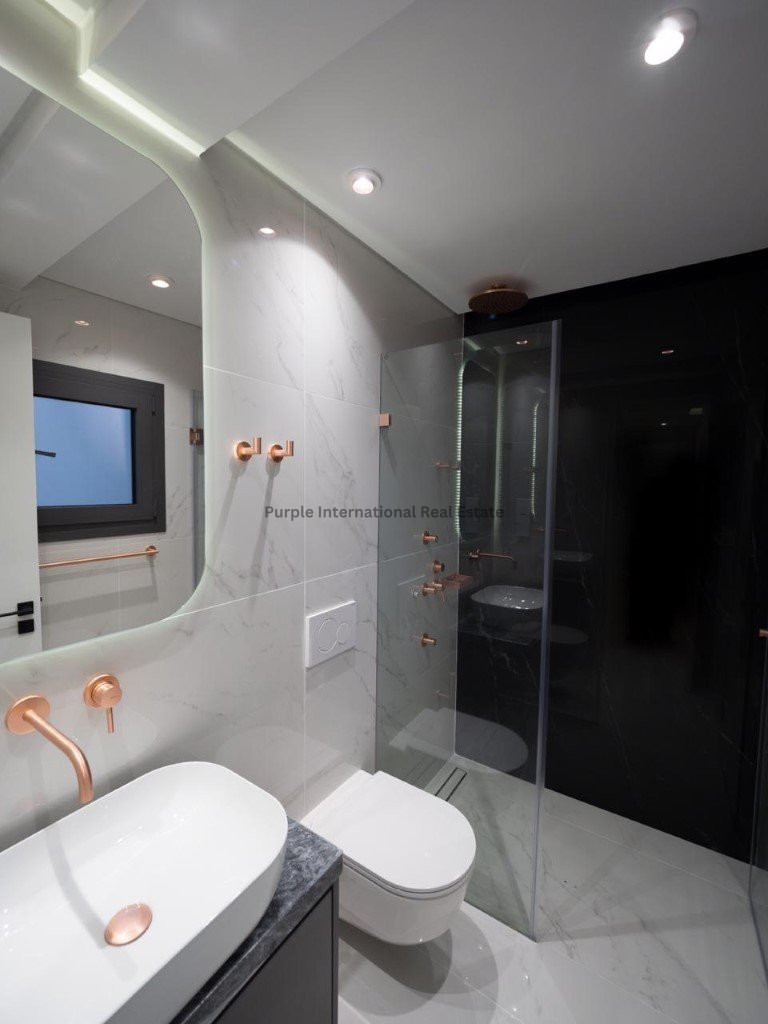 3 bedrooms Apartment in Neapolis, Limassol, Cyprus No. 8064