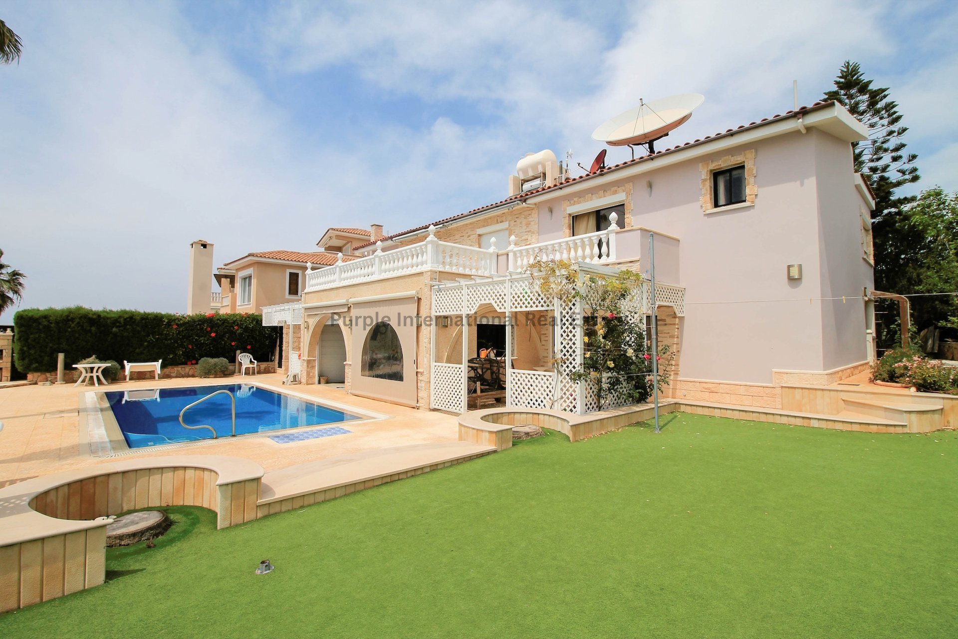 4 bedrooms Villa in Coral Bay, Pegeia, Paphos, Cyprus No. 8065