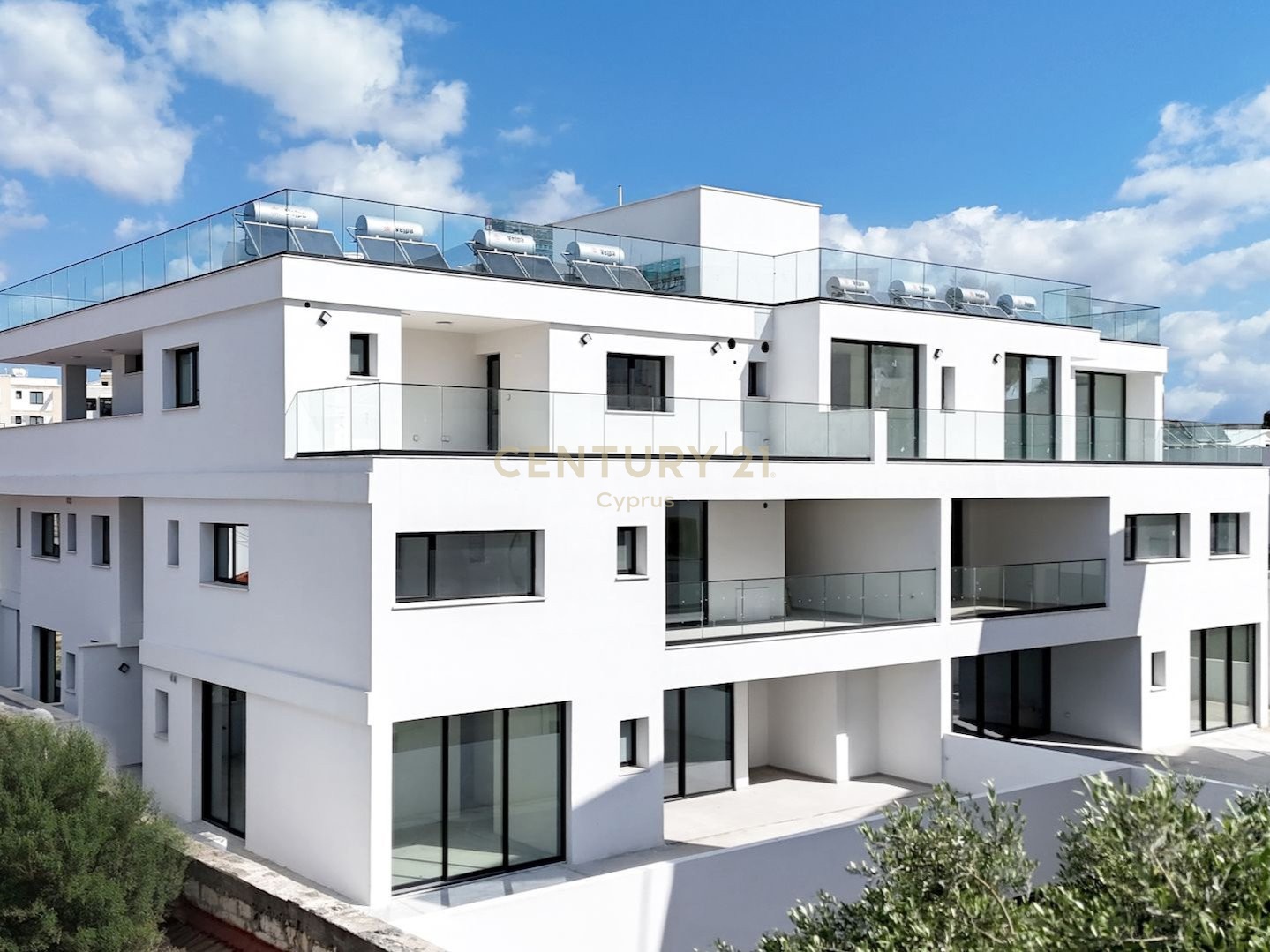 3 bedrooms Apartment in Limassol, Cyprus No. 56030