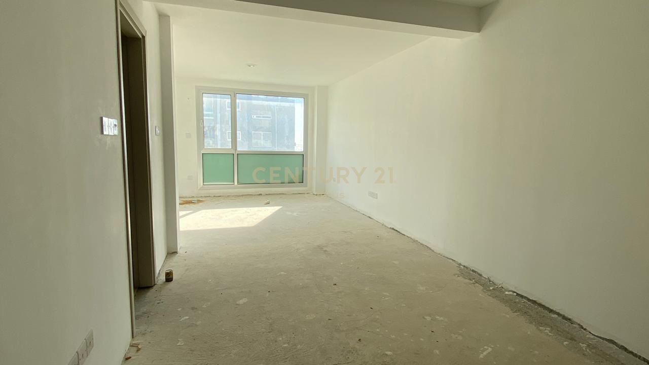 3 bedrooms Apartment in Germasogeia, Limassol, Cyprus No. 54210