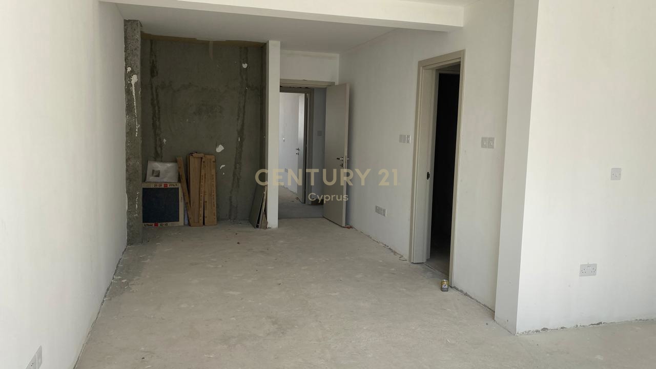 3 bedrooms Apartment in Germasogeia, Limassol, Cyprus No. 54210