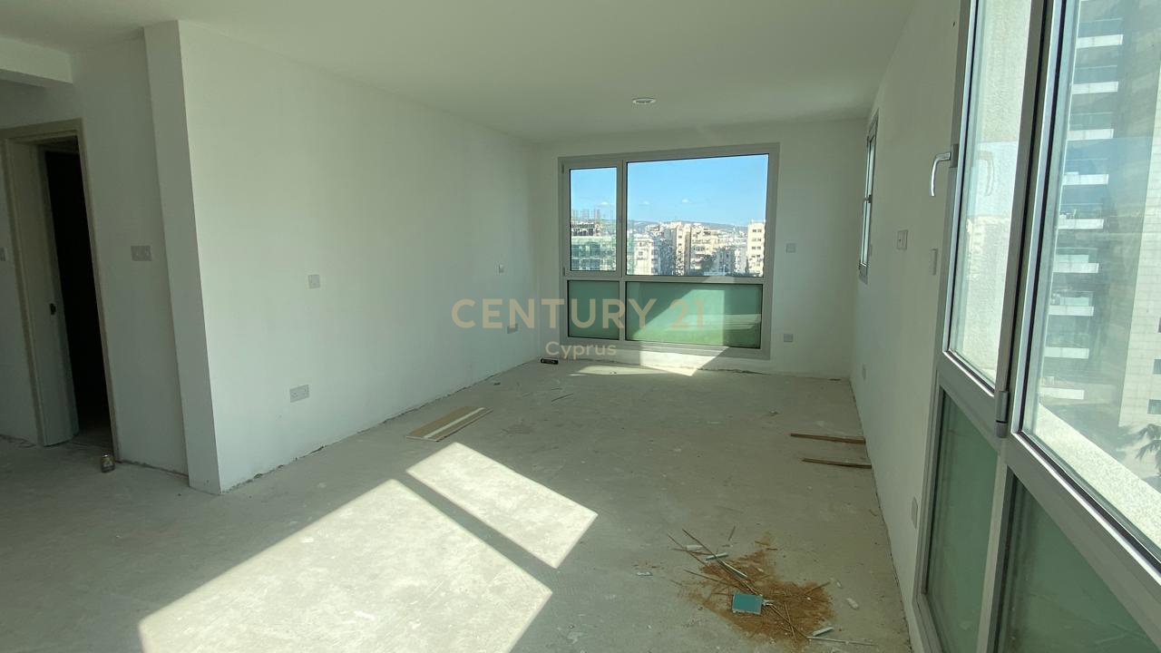 3 bedrooms Apartment in Germasogeia, Limassol, Cyprus No. 54210