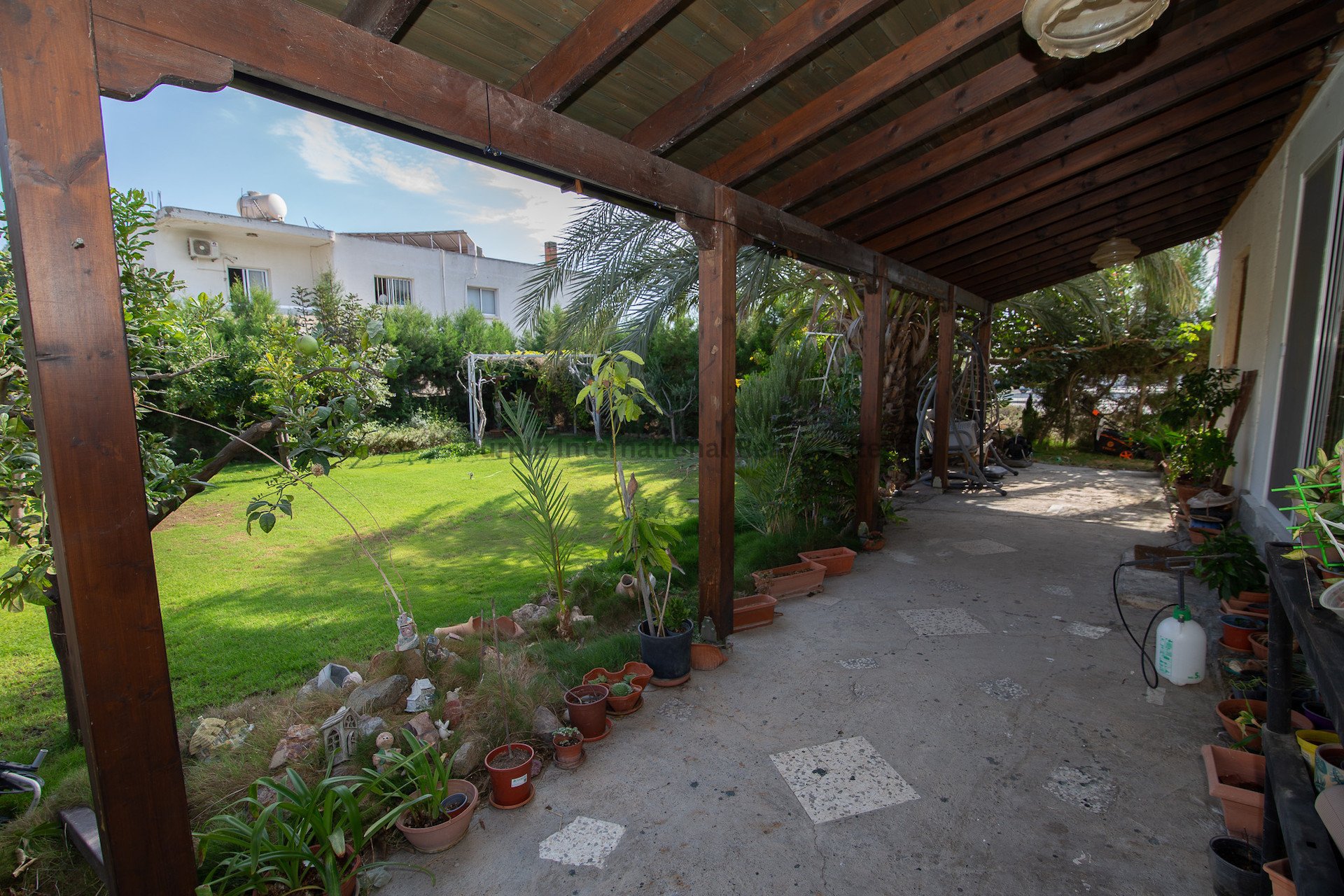 3 bedrooms Bungalow in Meneou, Larnaka, Cyprus No. 39095