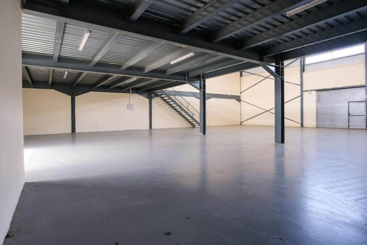 880m2 Commercial property in Nicosia, Cyprus No. 37923