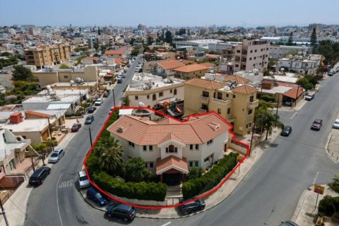 Studio Villa in Limassol, Cyprus No. 37917