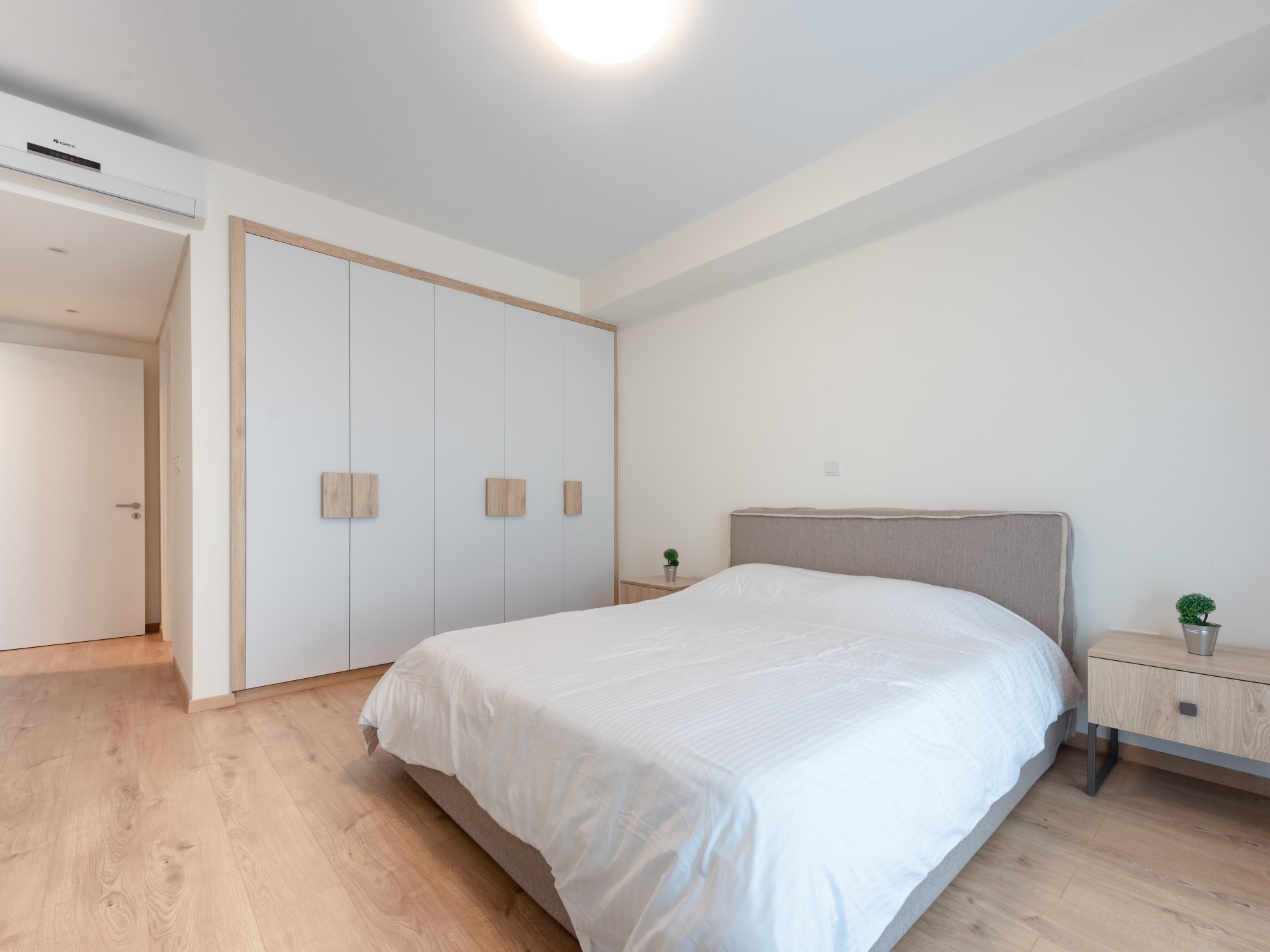 2 bedrooms Apartment in Mouttagiaka, Limassol, Cyprus No. 55764
