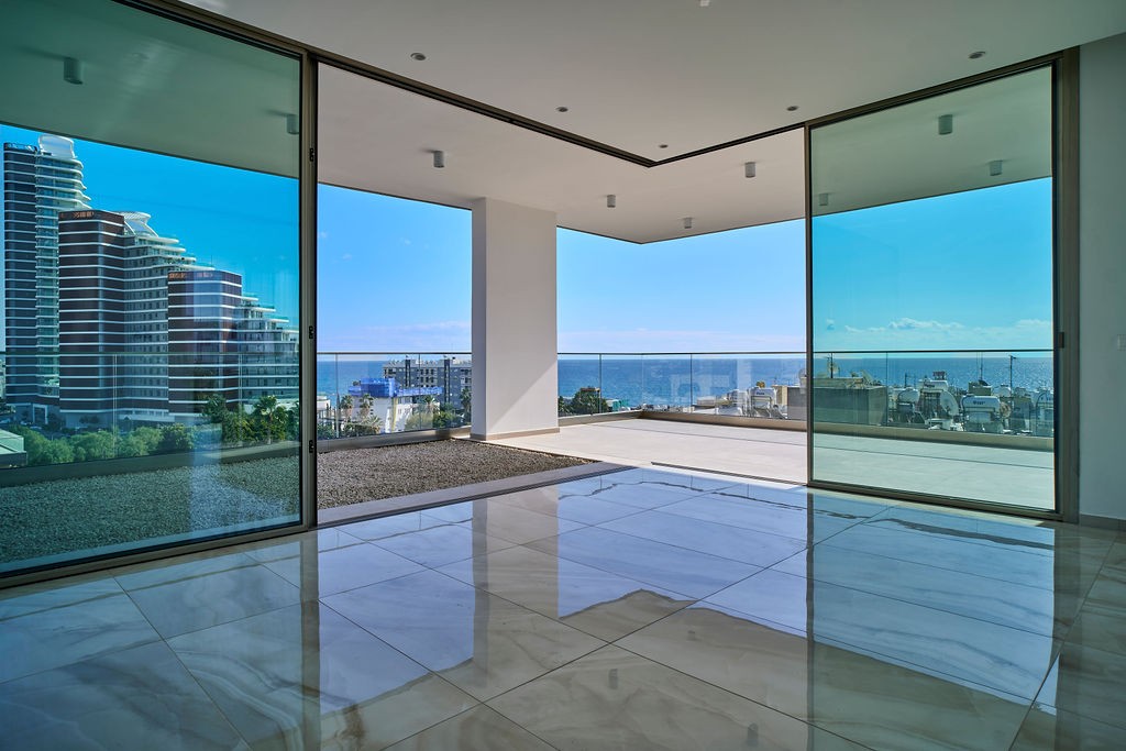 2 bedrooms Apartment in Limassol, Cyprus No. 49309