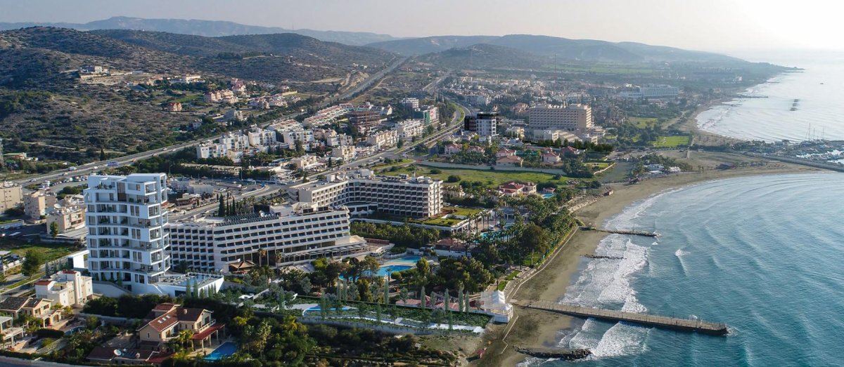 3 bedrooms Apartment in Limassol, Cyprus No. 38612
